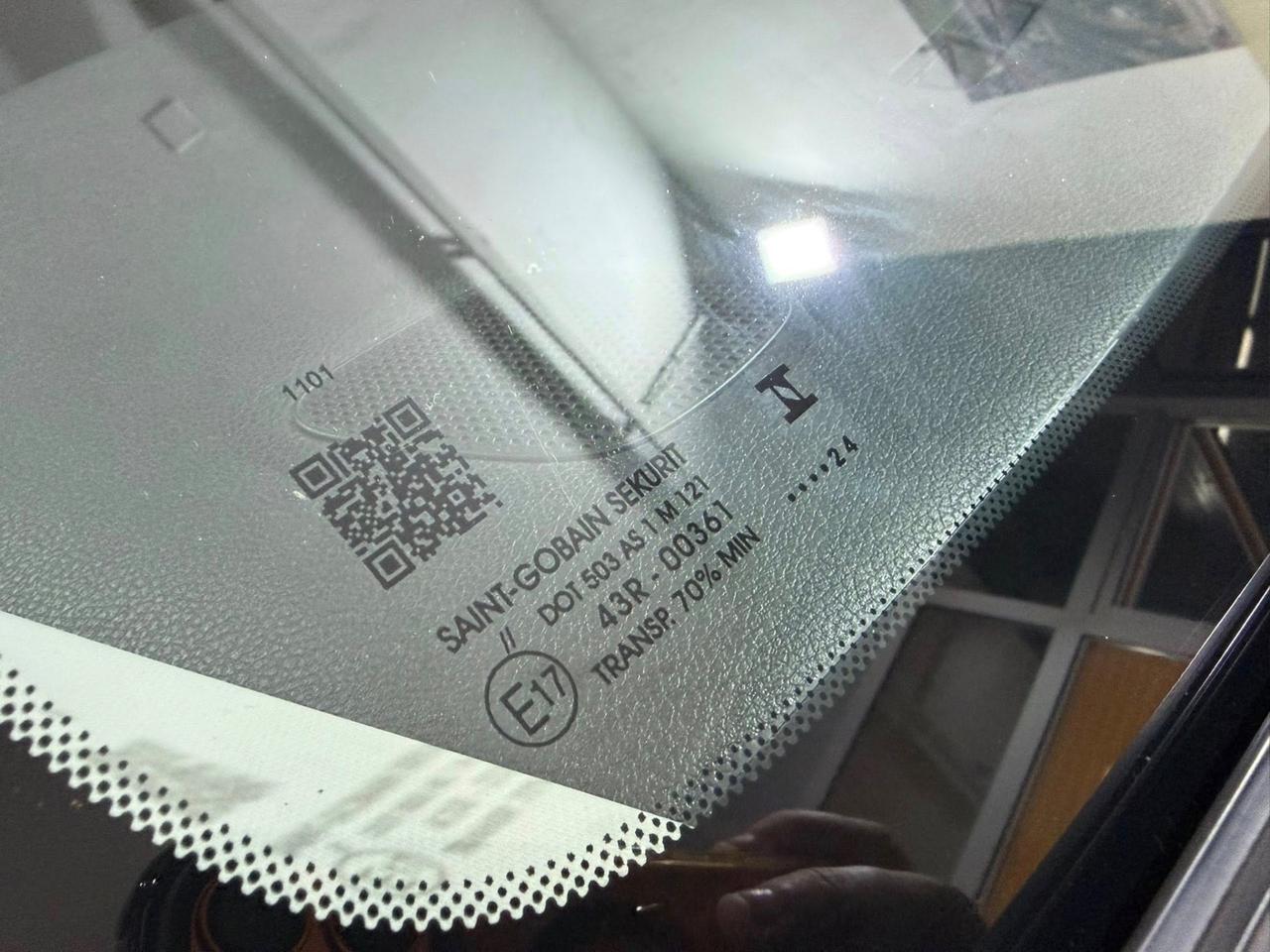 Citroen C3 BlueHDi 100 S&S Shine Pack