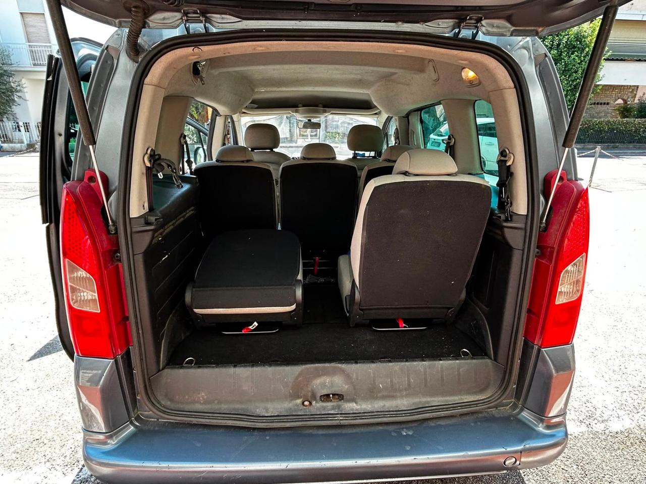 Peugeot Partner TePee