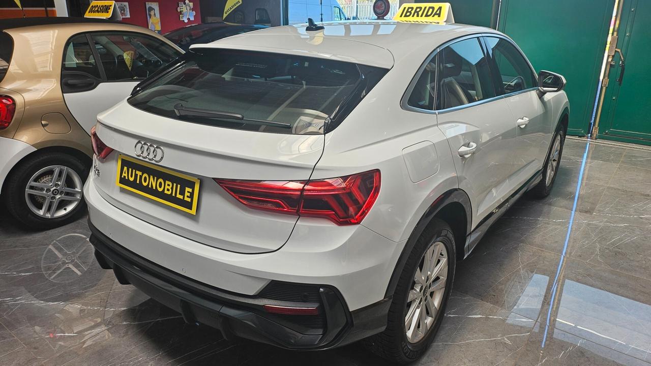 Audi Q3 SPB 45 TFSI e S tronic Business Plus