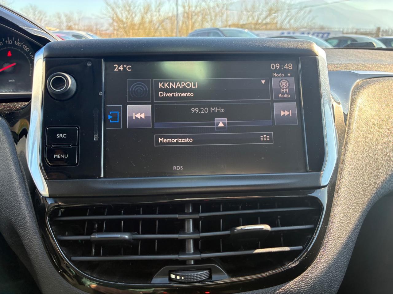 Peugeot 208 1.4 GPL 5p - 2015