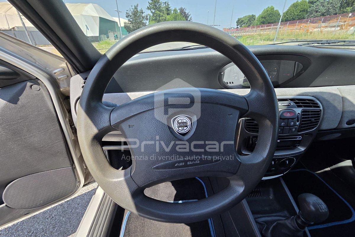 LANCIA Y 1.2i cat Unica