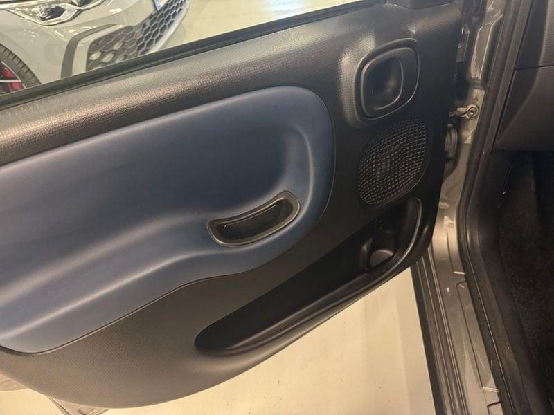 FIAT Panda Cross Panda 1.0 firefly hybrid City Cross s&s 70cv 5p.ti