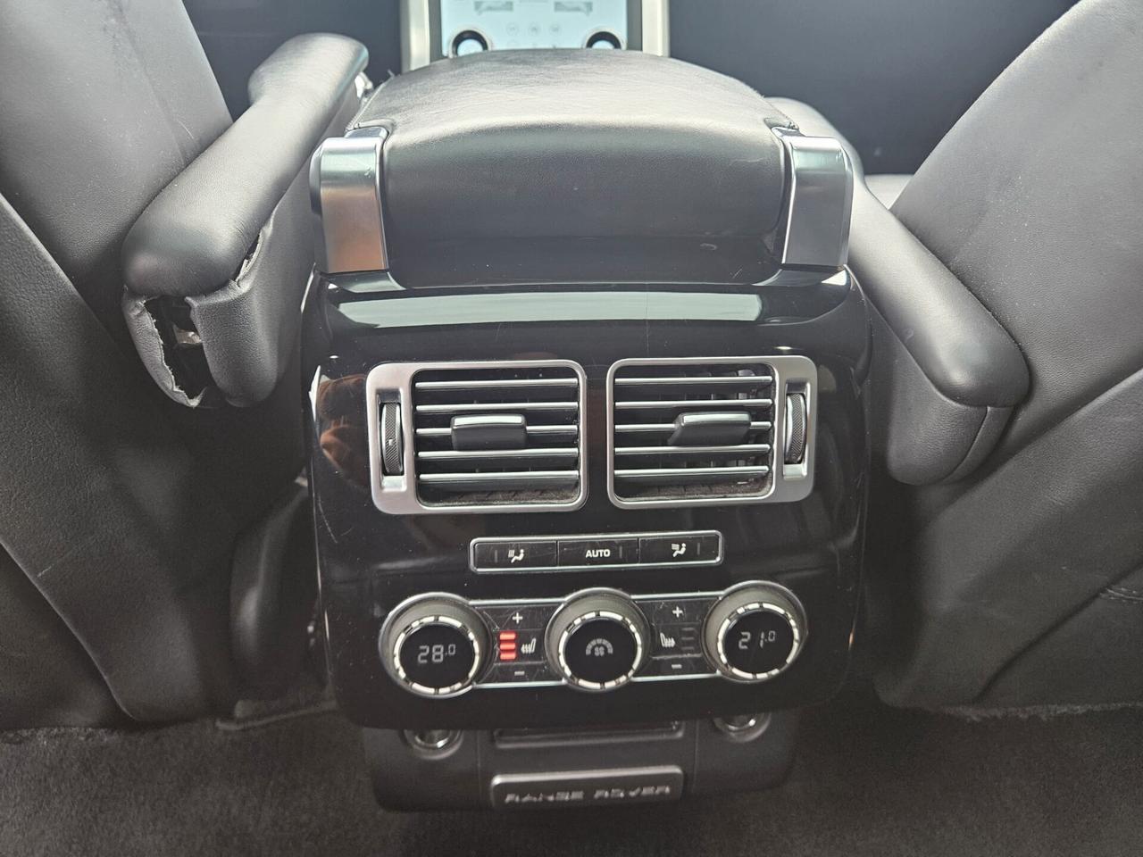 Land Rover Range 4.4 SDV8 Vogue