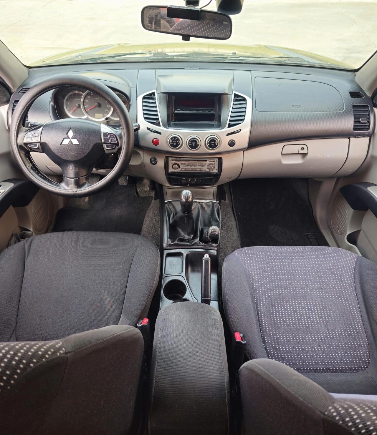 Mitsubishi L200 2.5 DI-D/178CV DC Intense Plus