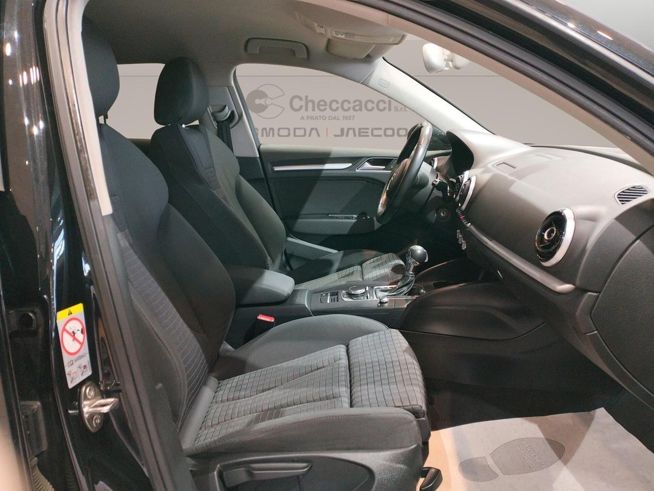 Audi A3 SPB 1.6 TDI Ambition *AUTOMATICO*