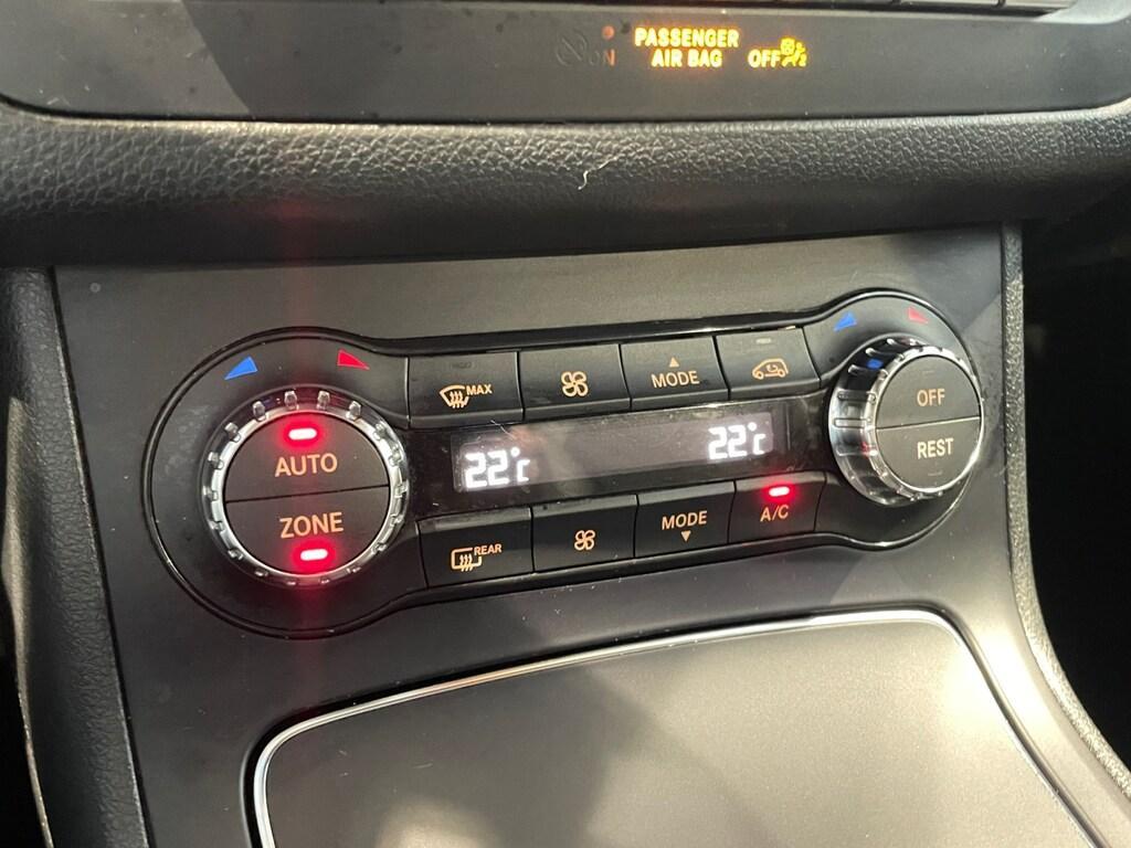 Mercedes Classe B B180d 1.5d 109CV Autom. Premium AMG - GANCIO TRAINO
