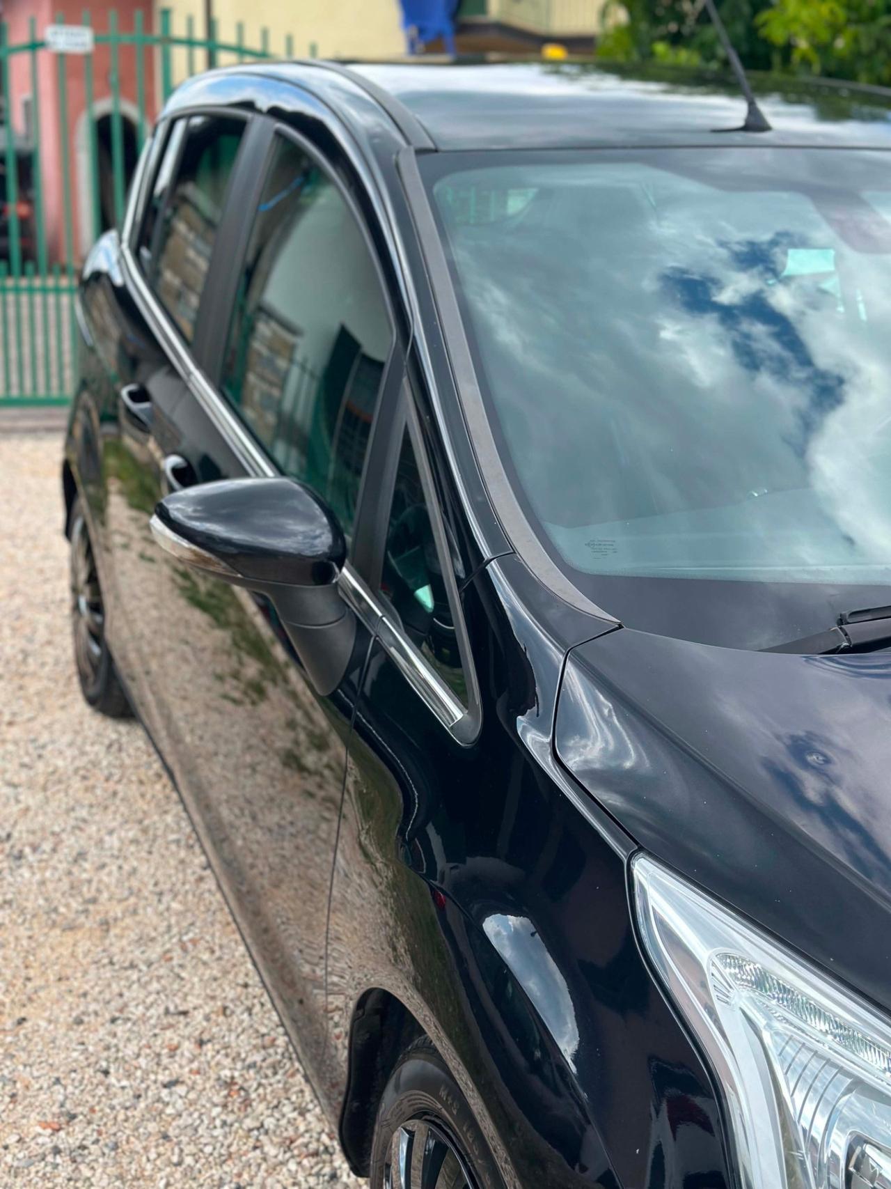 Ford B-MAX 1.4 GPL TITANIUM PLUS KMCERT NEOPAT