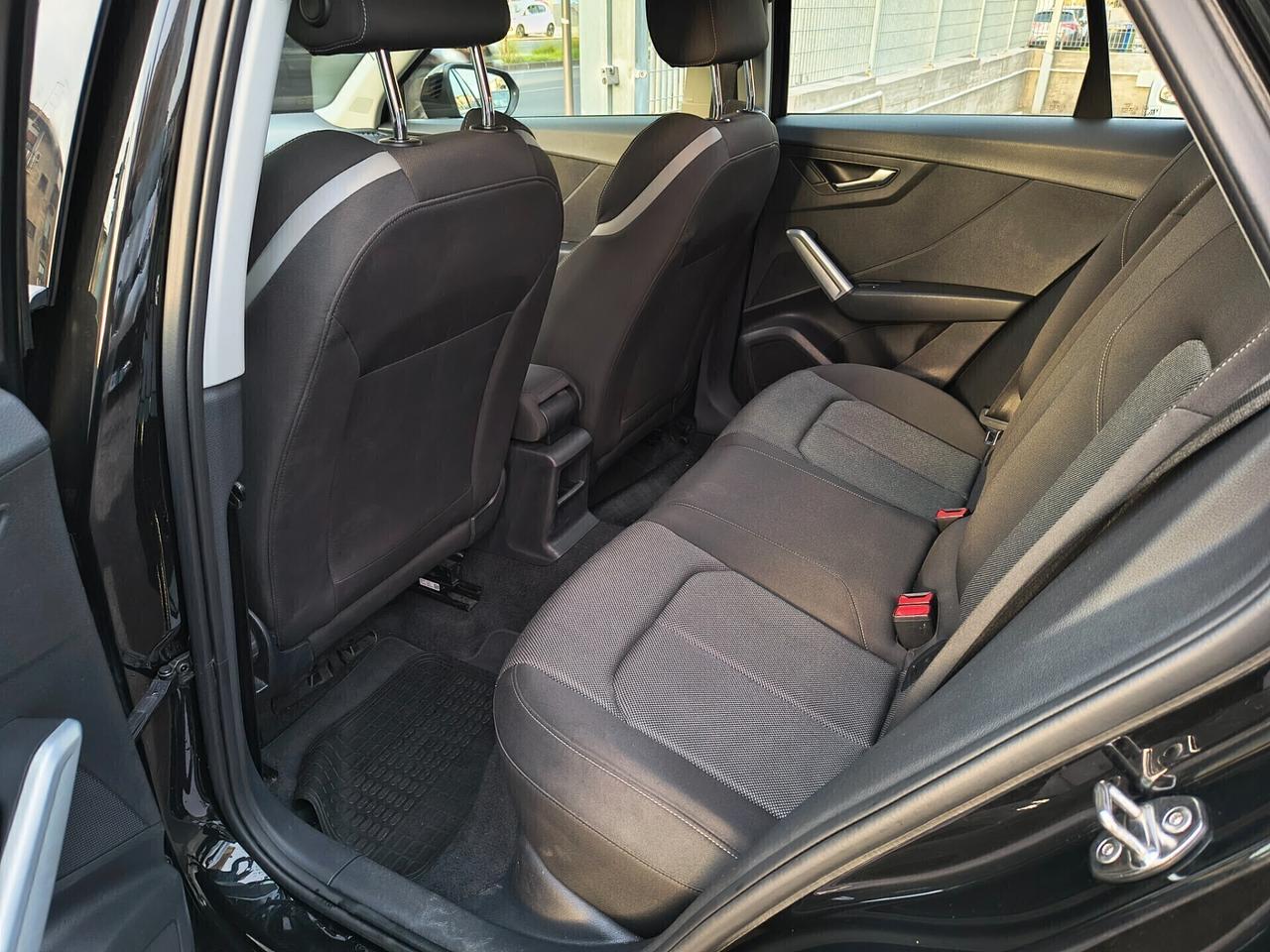 AUDI Q2 AUTOMATICA SOLO 70.000 KM 1.0 BENZINA 2019