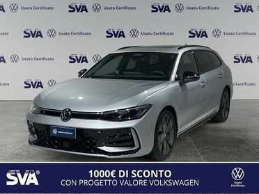 Volkswagen Passat Variant 8ª serie 1.5eTSI 150CV DSG R-Line (MHEV) - IVA ESPOSTA -