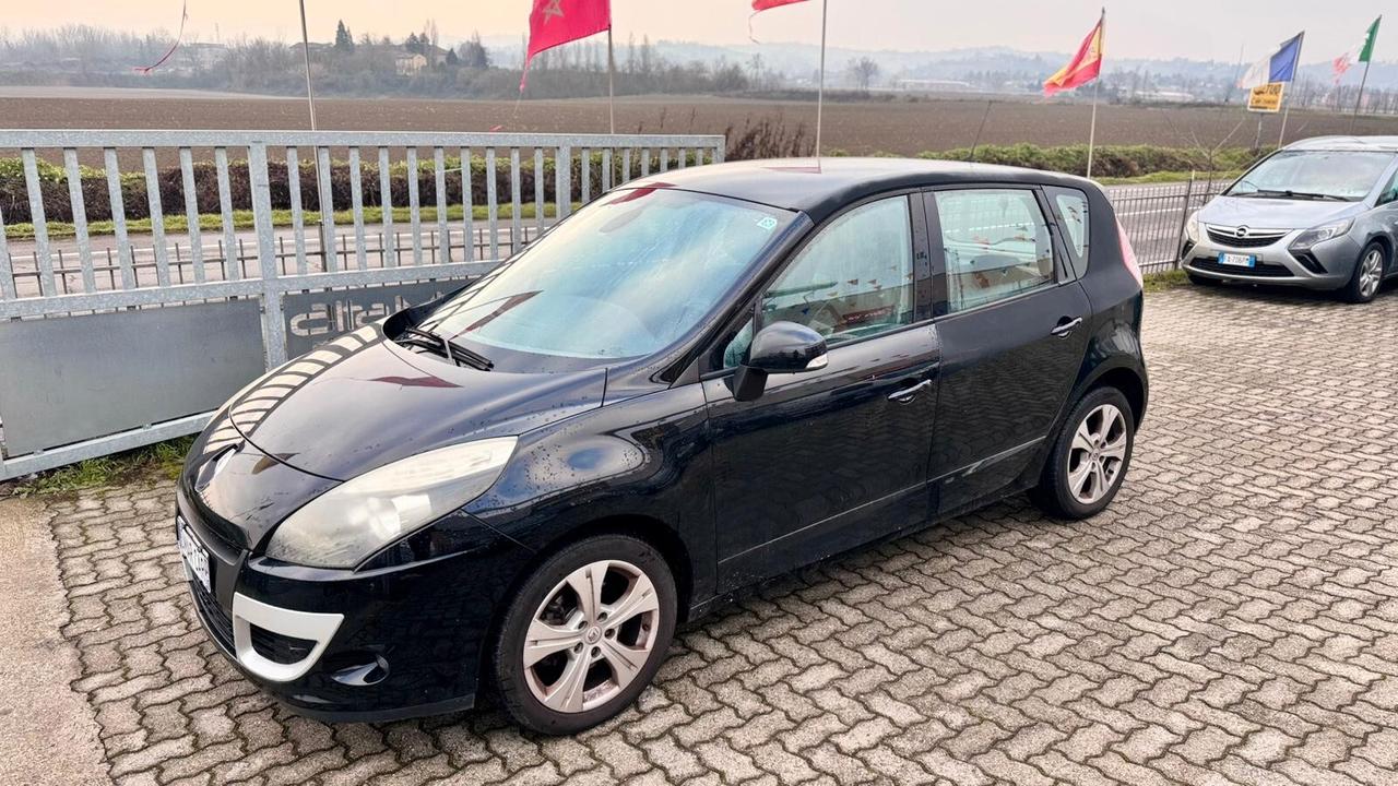 Renault Scenic X-Mod 1.5 dCi 2012 121.000KM