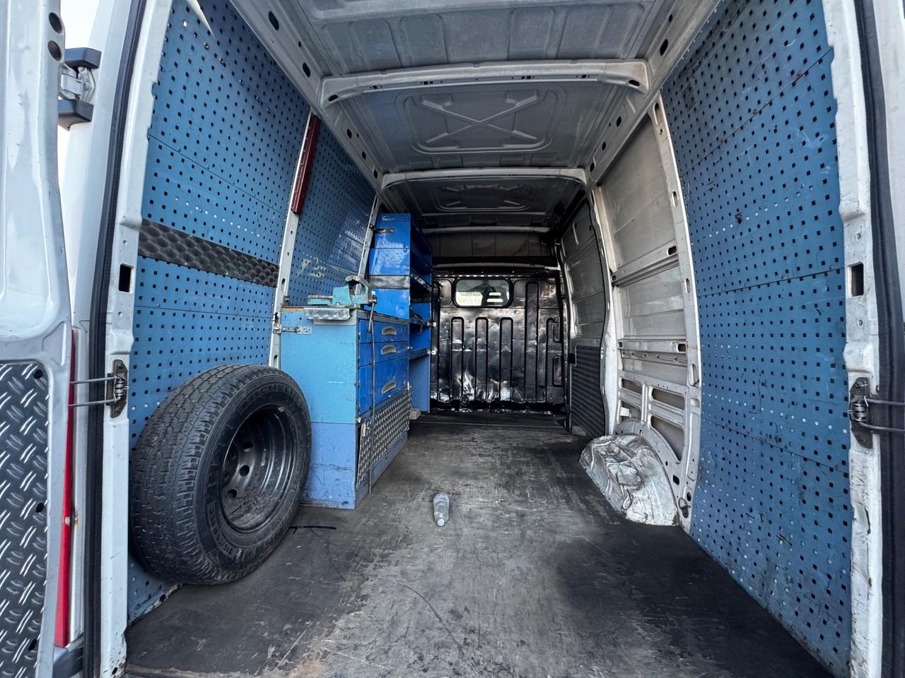 Iveco Daily 35S13 2.8 TDI PC Cabinato