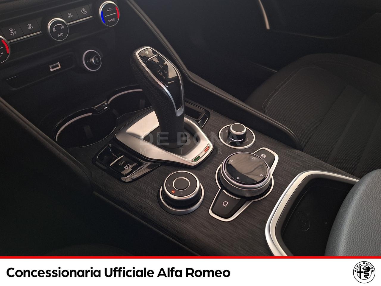 Alfa Romeo Giulia 2.2 t sprint 160cv auto