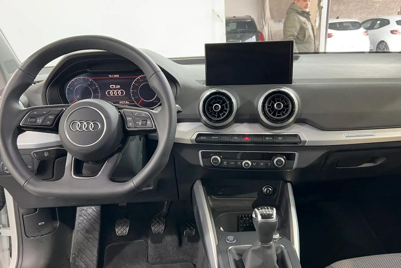 Audi Q2 30 TFSI Business