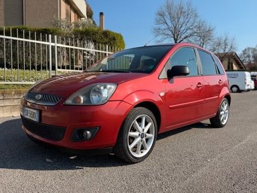 Ford Fiesta 1.2 16V 5p. Ghia Euro 4 adatta a neopatentati