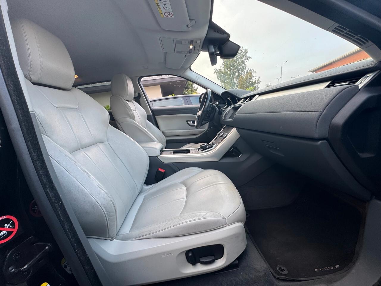 Land Rover Range Rover Evoque 2.0 TD4 4x4 Auto F1 – 2019 – 90.000 KM – Navigatore – Pari al Nuovo!