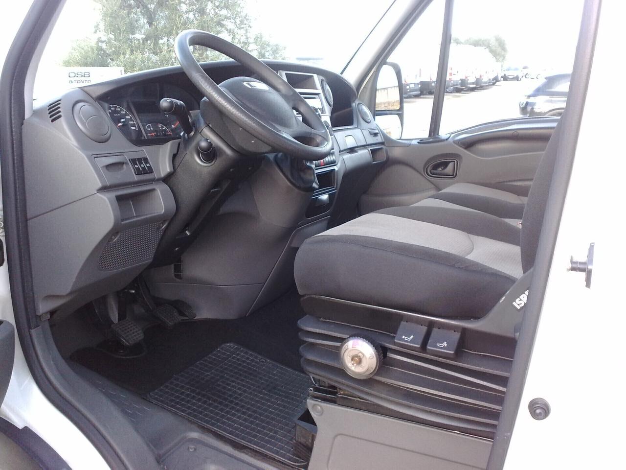 Iveco Daily 35s15 2.3hpt CASSONE FISSO - 2012