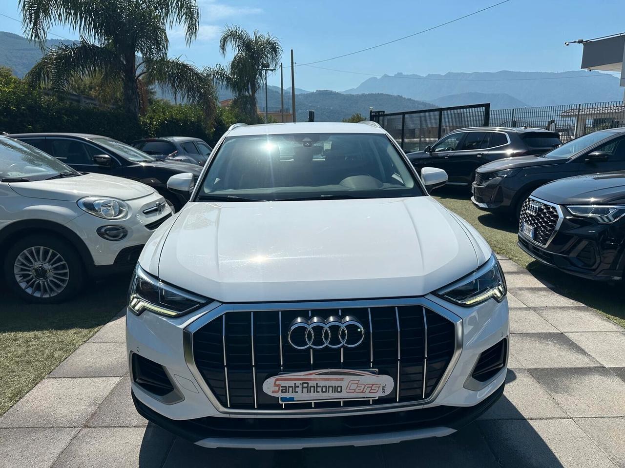 Audi Q3 2.0TDI 150CV S tronic SPORT 2022 PACCHET LUCI FULL OPTIONAL