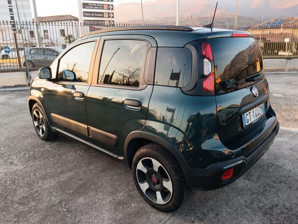 Fiat Panda Cross 1.0 FireFly S&S Hybrid