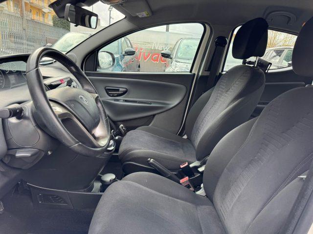 LANCIA Ypsilon 1.2 69 CV Gpl 5 porte Platinum