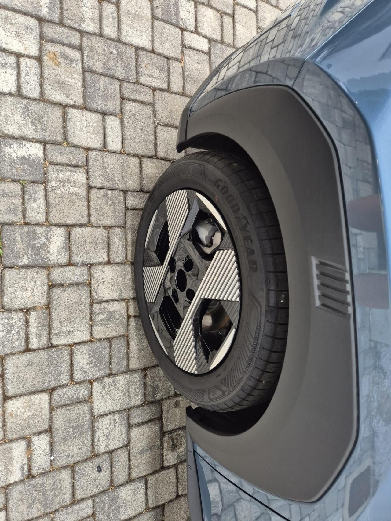 Fiat Grande Panda 1.2 Hybrid 110 CV S&S La Prima
