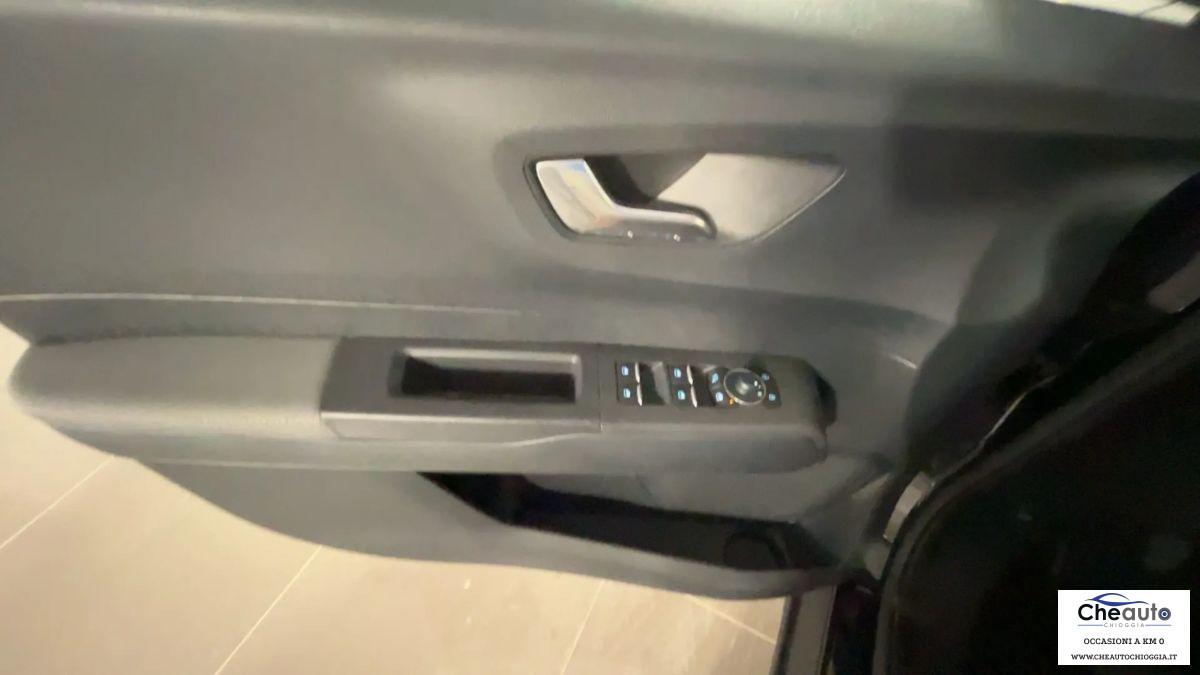 FORD - Tourneo Courier - 1.0 EcoBoost Titanium