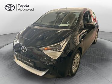 Toyota Aygo Aygo Connect 1.0 VVT-i 72 CV 5 porte x-play