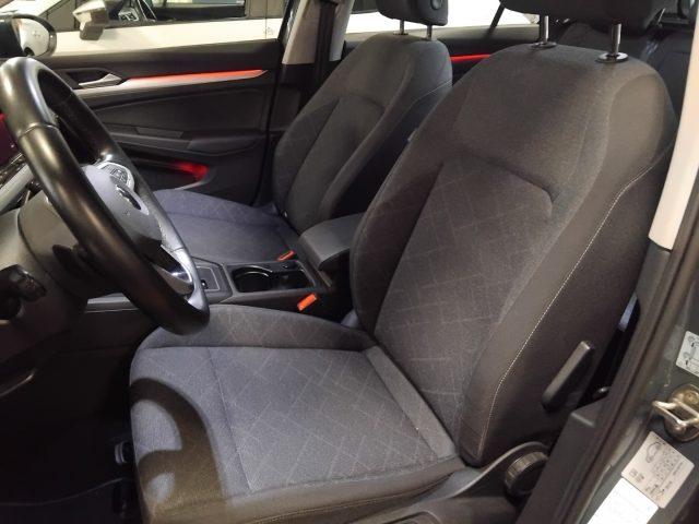 VOLKSWAGEN Golf 1.0 eTSI EVO Life DSG 17" MHEV