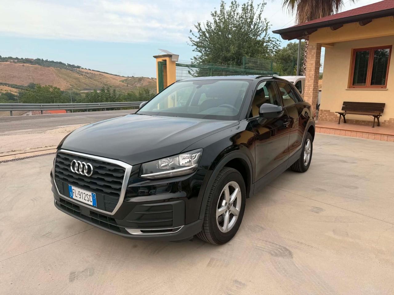 Audi Q2 30 TDI S tronic Business