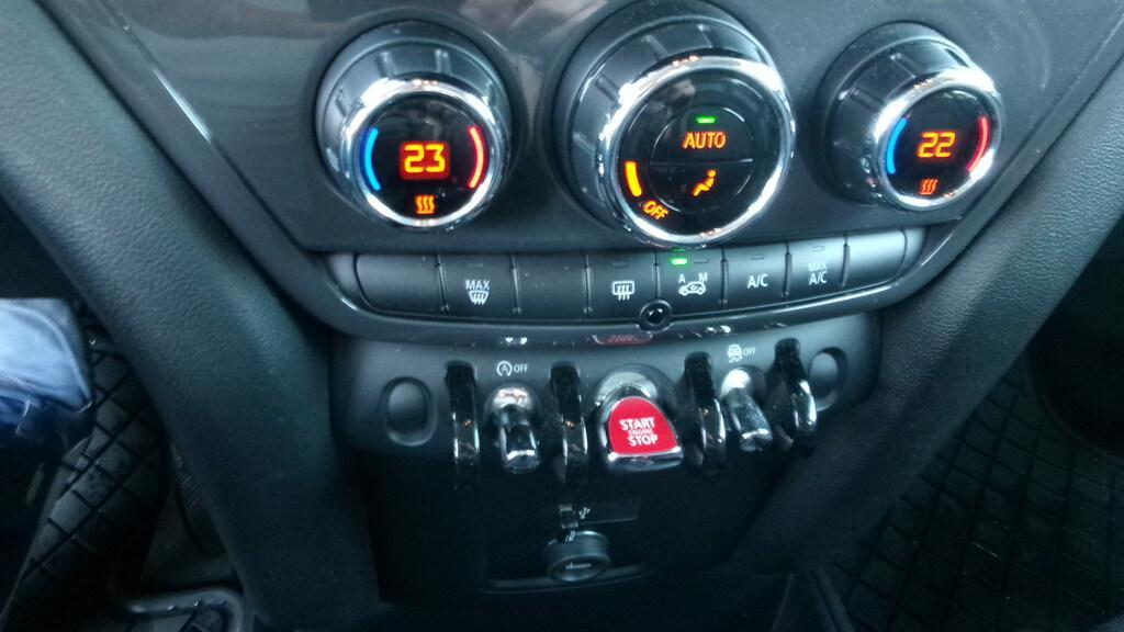 Mini One D Countryman 1.5 TwinPower Turbo One D Business