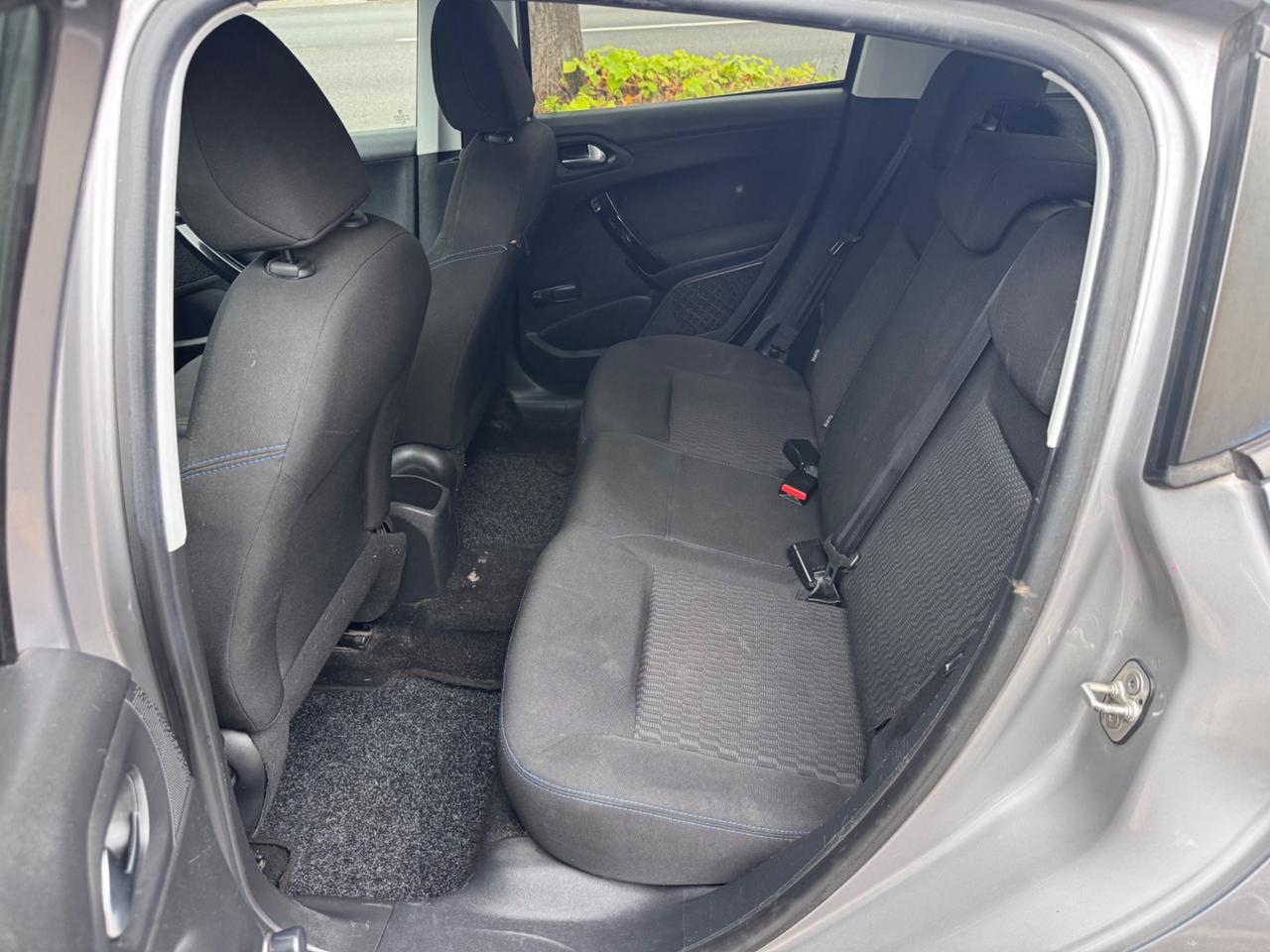 Peugeot 208 1.5 HDI NEOPATEN GARANZIA 12 MESI