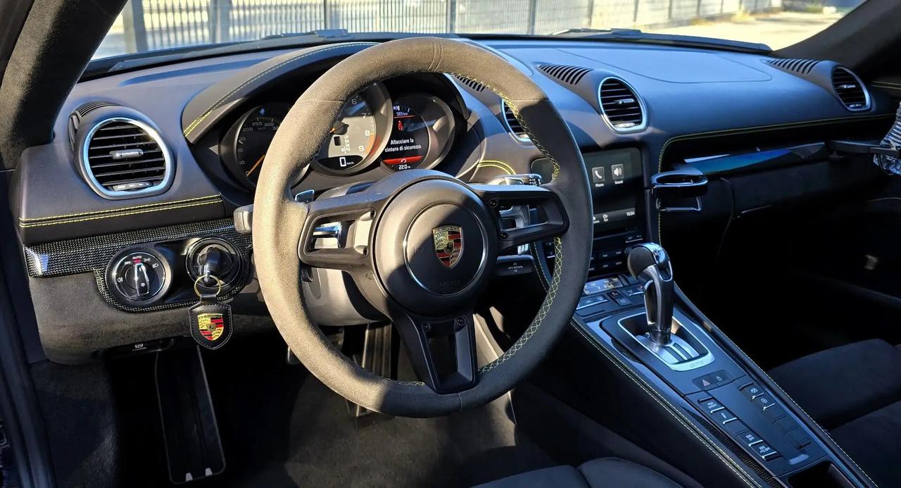 Porsche 718 Spyder GT4 CARBONIO STRAFULL UNIPRÒ