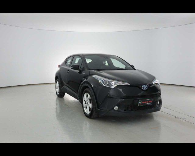 TOYOTA C-HR 1.8 Hybrid E-CVT Business