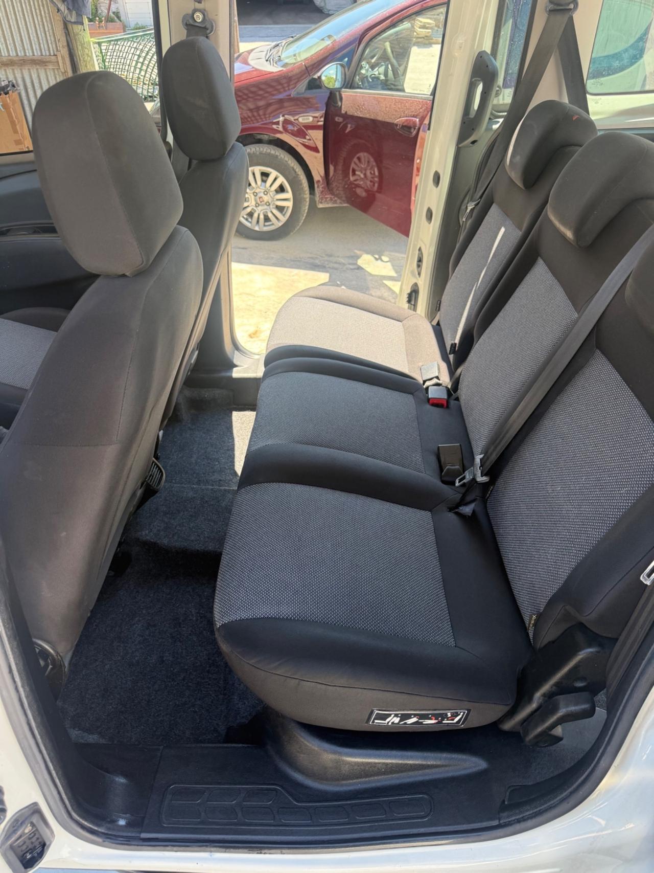 Fiat Doblò 5posti Natural Power UNIPRO Neopatentati