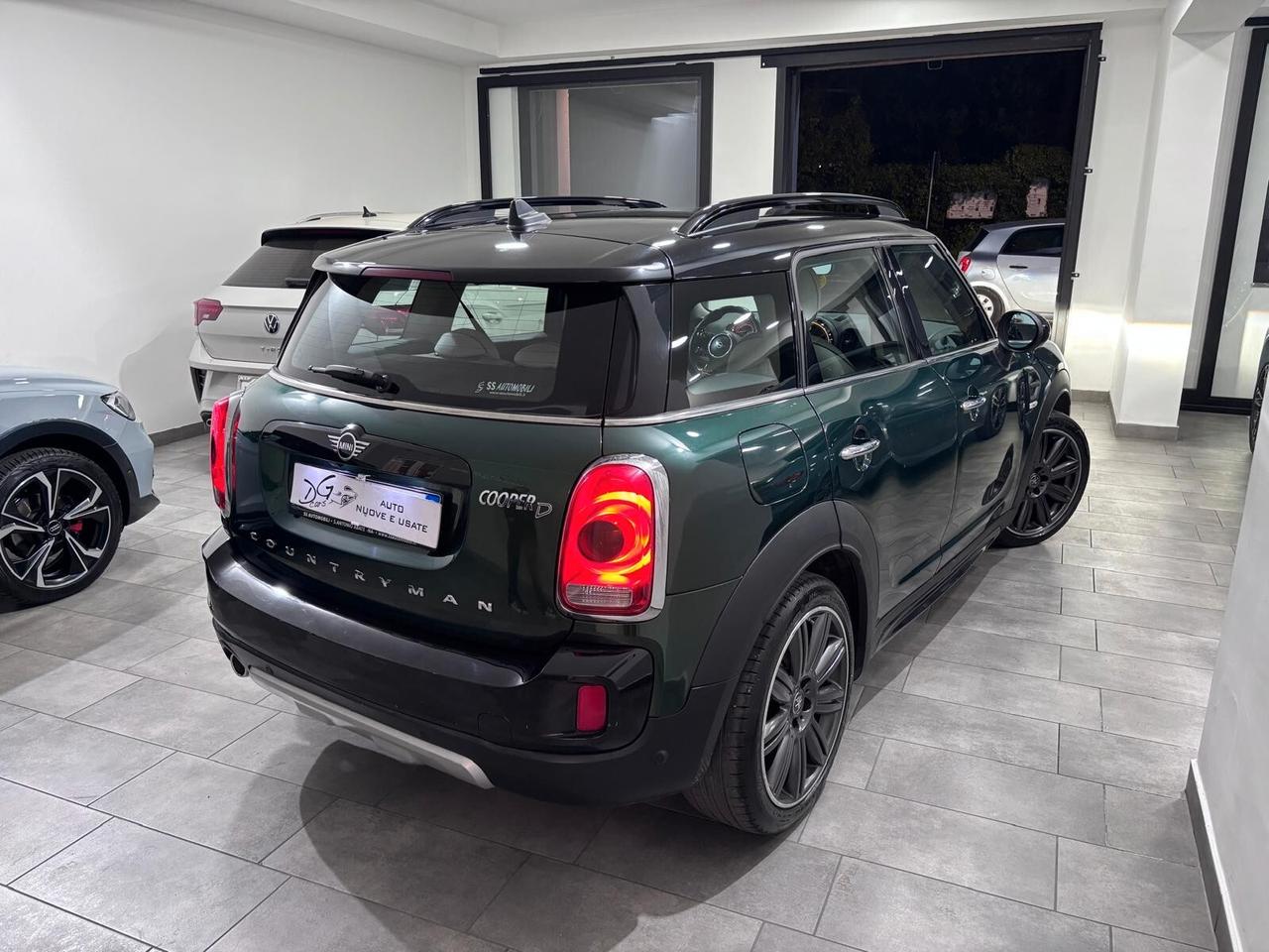 MINI COUNTRYMAN COOPER D BRITISH-NAVI-RETRO