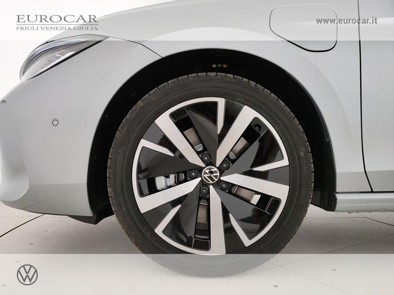 Volkswagen Passat 1.5 tsi ehybrid business 204cv dsg
