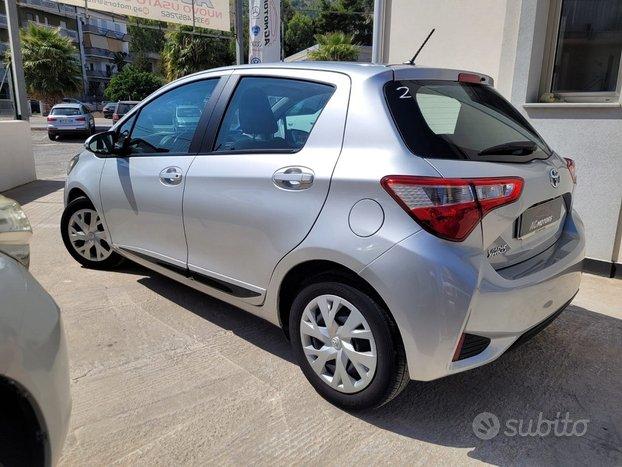 Toyota yaris 1.4 d4d lounge