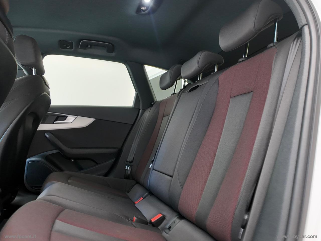 AUDI A4 30 TDI/136CV S tronic S line edition