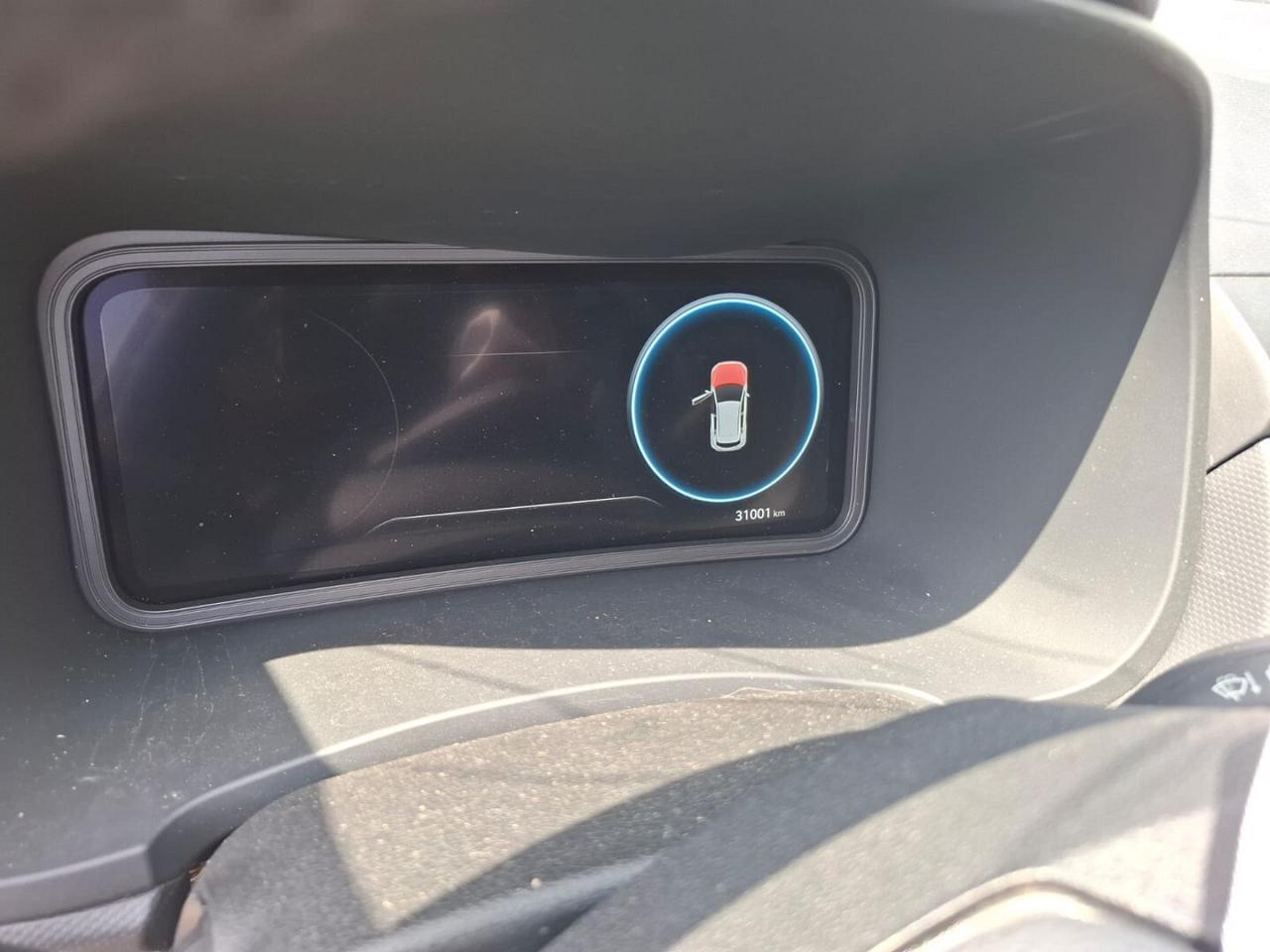 HYUNDAI KONA 2022 IBRIDA SINISTRATA