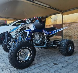 Yamaha YFZ 450 Special edition FOX AKRAPOVIC