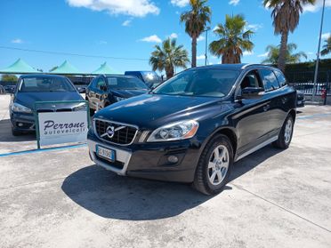 Volvo XC 60 XC60 D5 AWD Geartronic Kinetic
