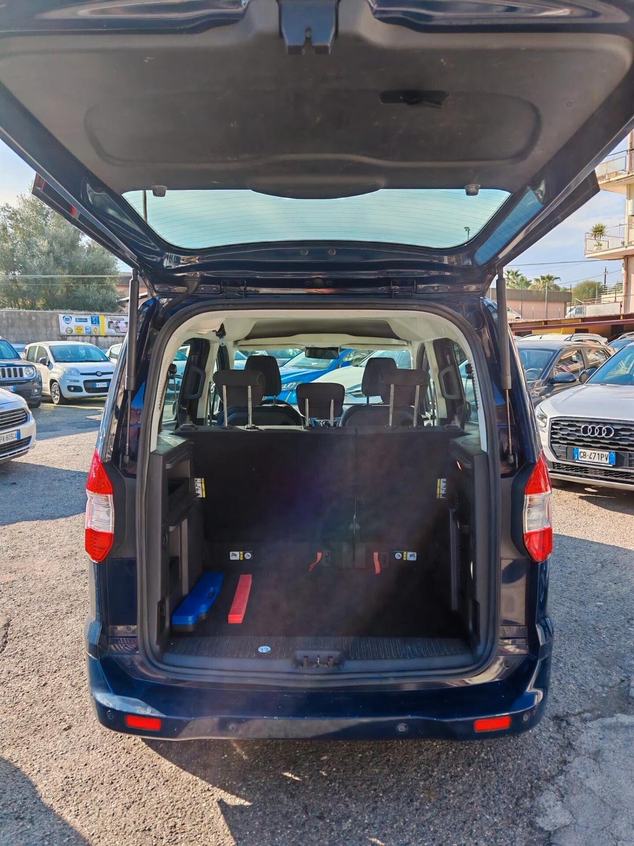 Ford Tourneo Courier 1.5 TDCI 75 CV Plus