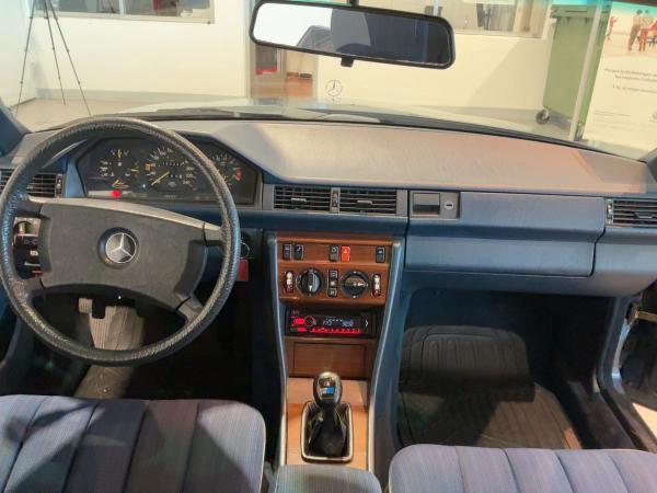 Mercedes E 300 CE Coupe
