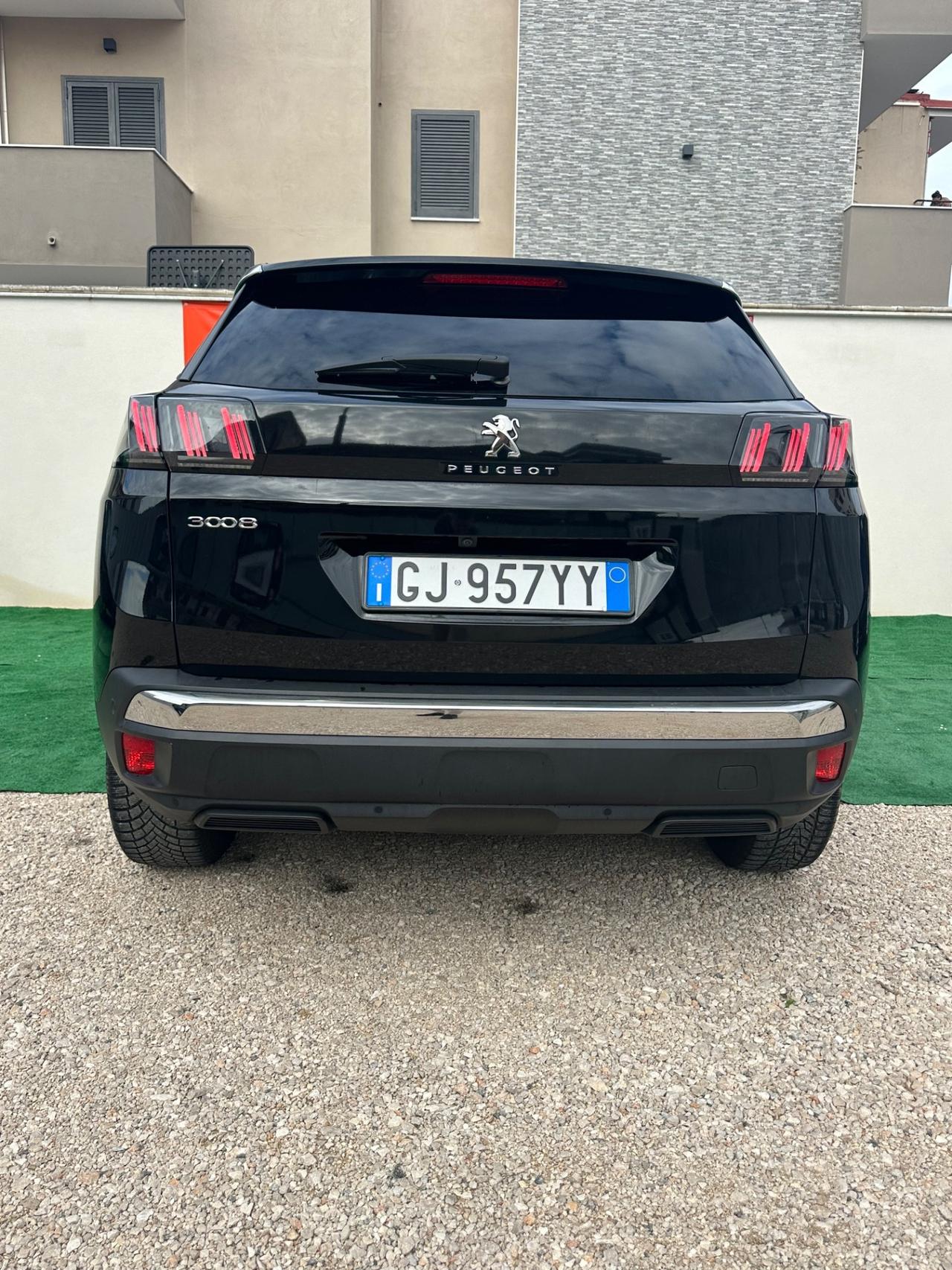 Peugeot 3008 BlueHDi 130 S&S EAT8 Allure