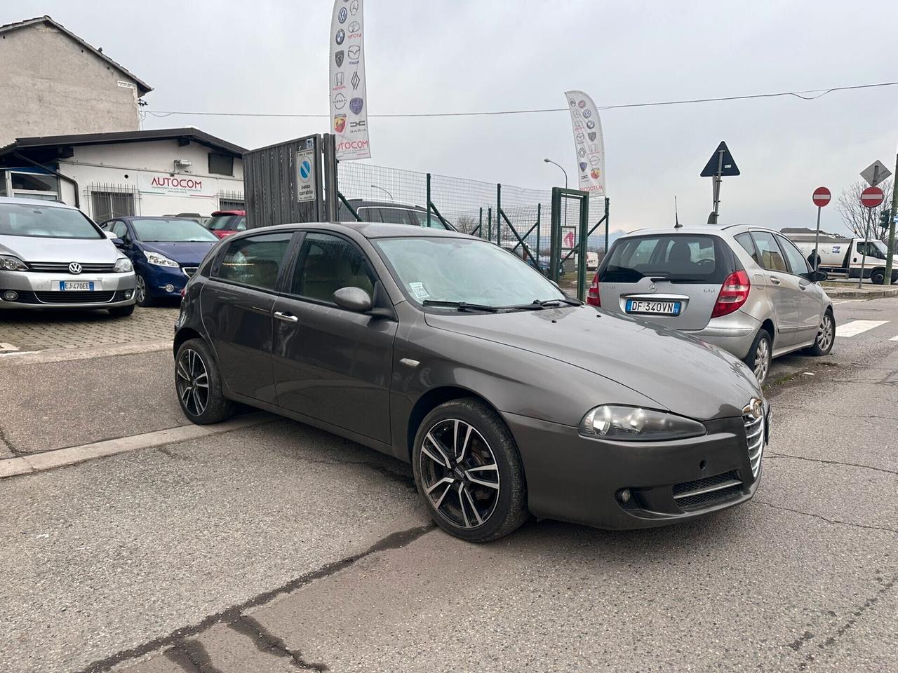 Alfa Romeo 147 1.6 16V TS 5 porte Black Line