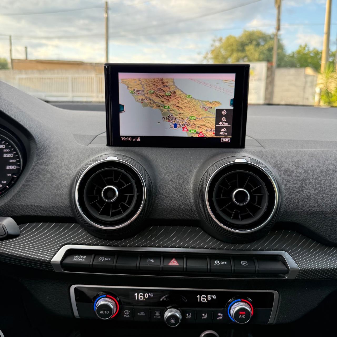 Audi Q2 30 TDI S tronic Sport