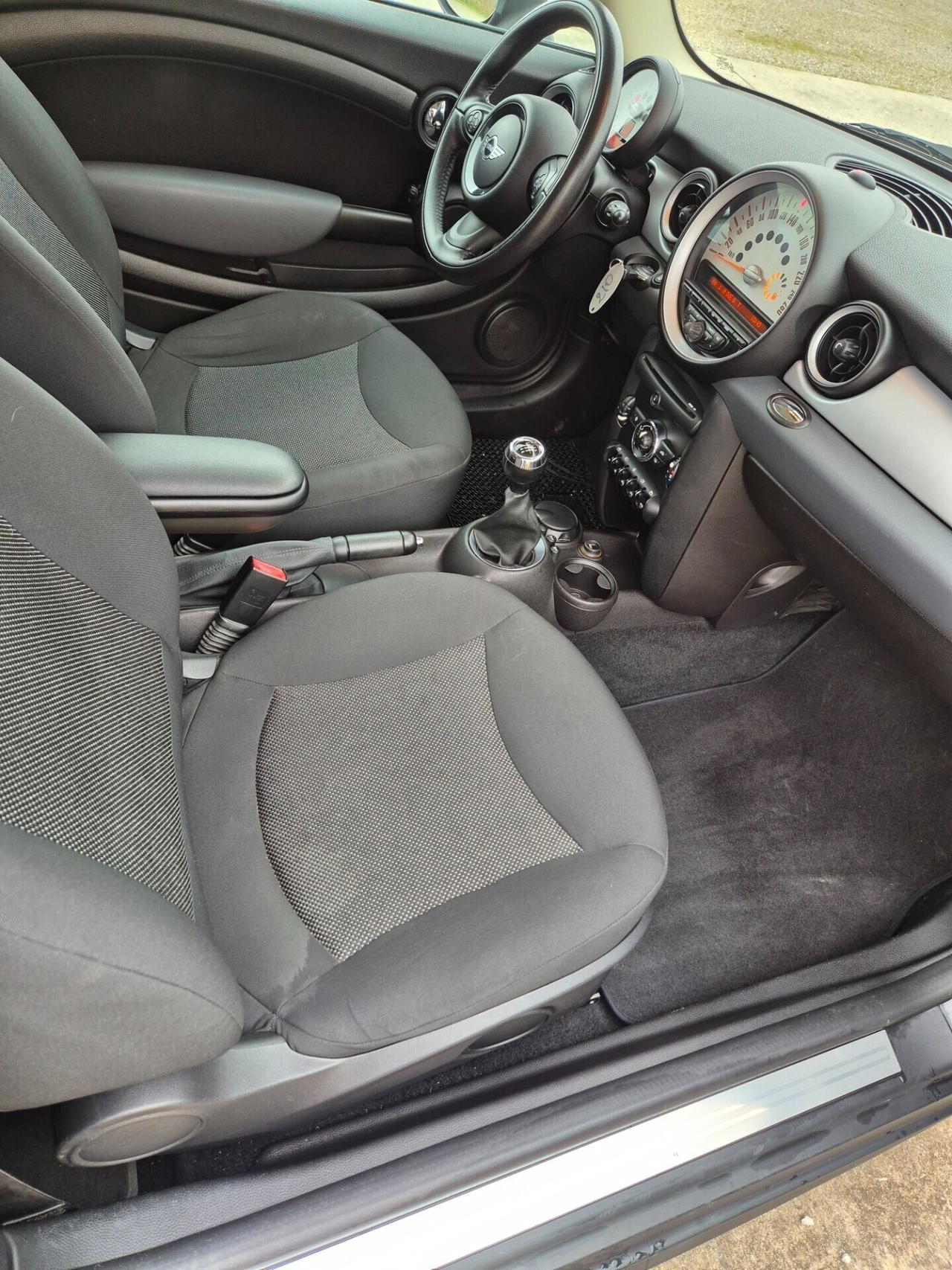 Mini Mini 1.6 16V One D