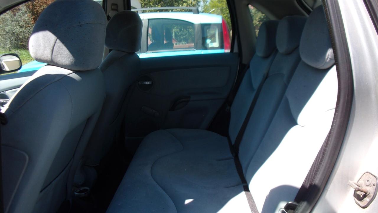 Citroen C3 1.4 HDi 70CV Elegance