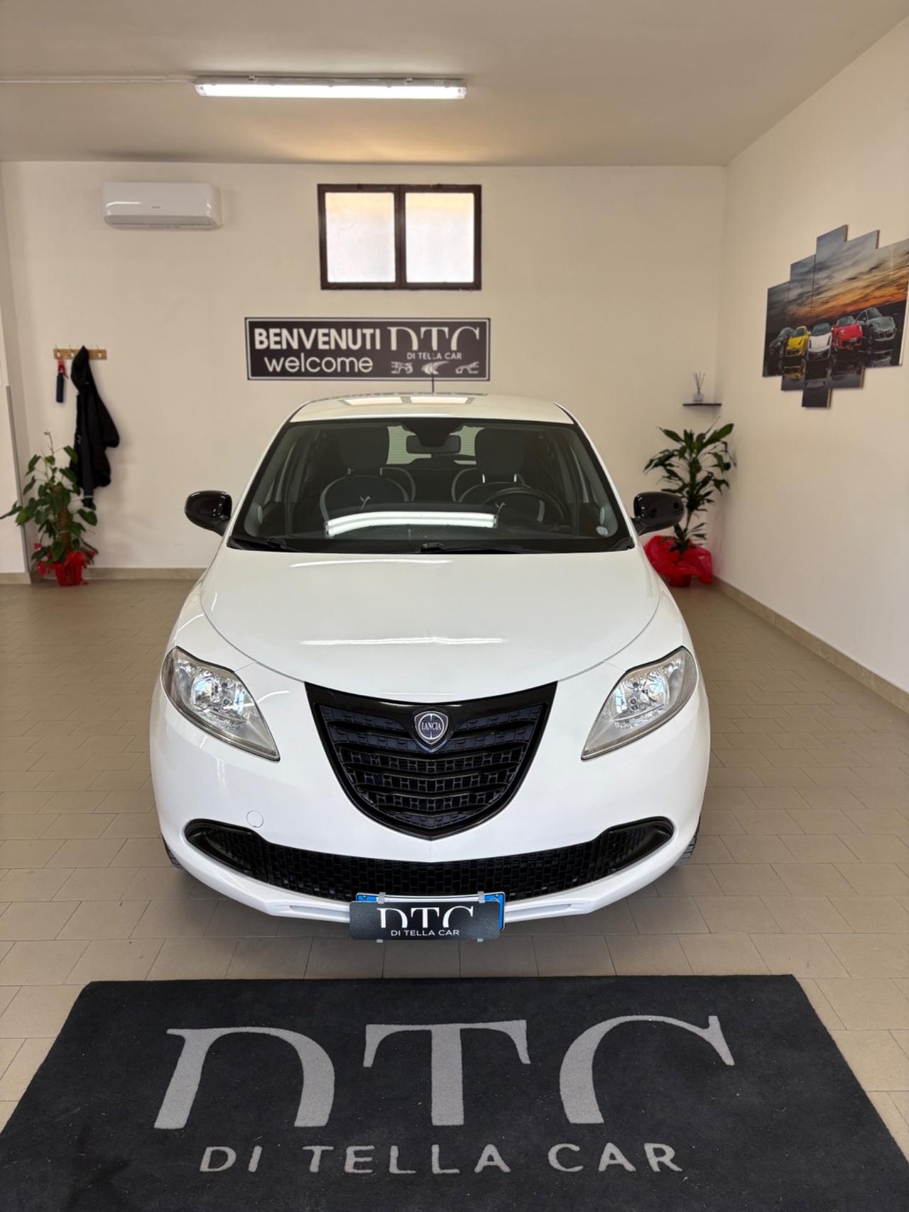 Lancia Ypsilon 1.2 69 CV