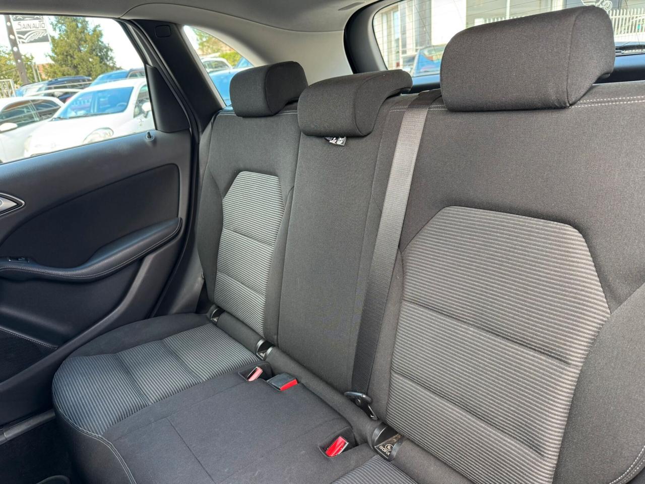 Mercedes-benz B 160 d Premium