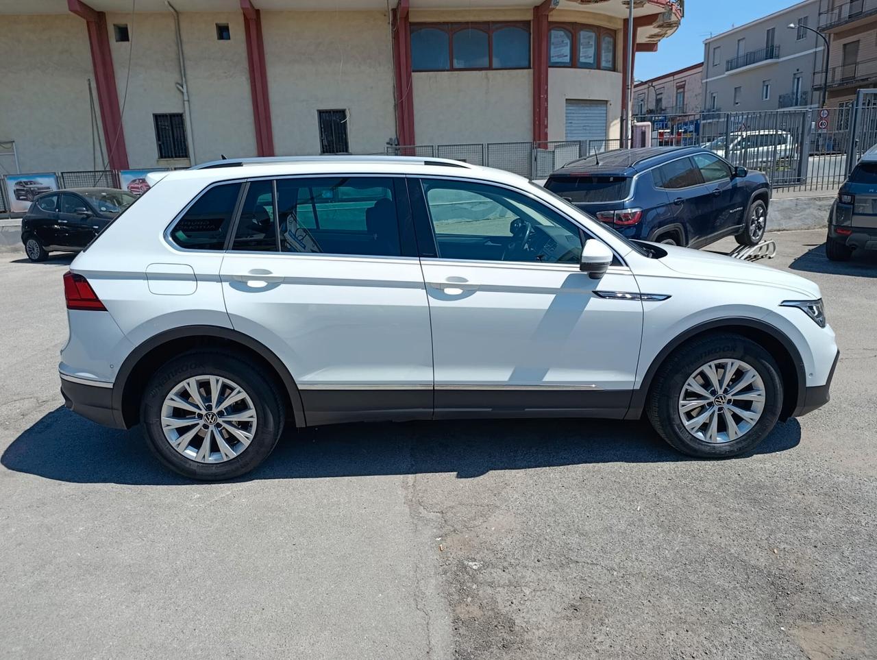Volkswagen Tiguan 2.0 TDI 150 CV SCR DSG Elegance